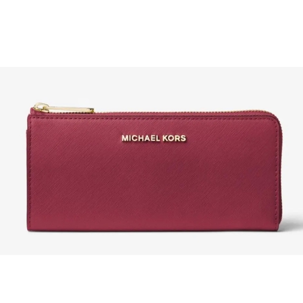 New Michael Kors Jet Set Travel Large Leather Quarter-Zip Wallet Mulberry